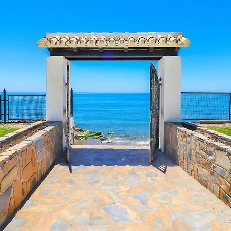 Playa Real Luxury Apartment Marbella